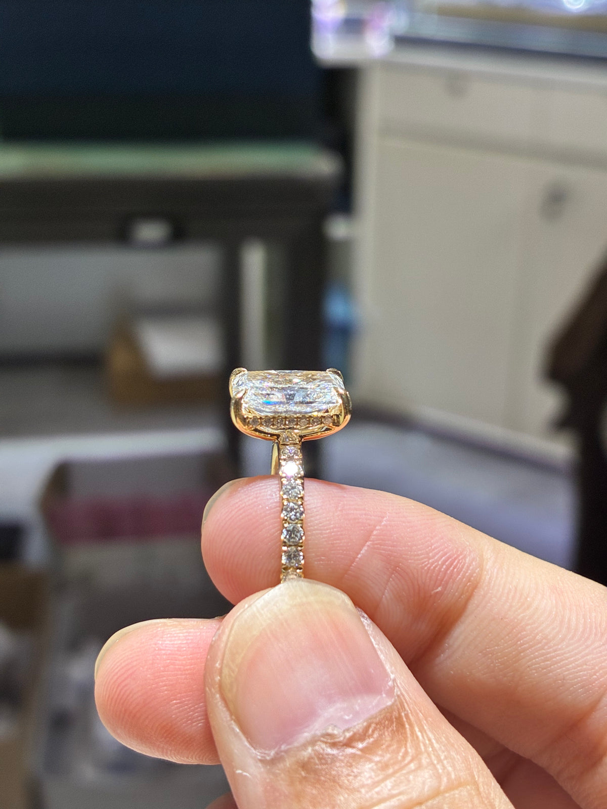 For Becky Potts Customization(14k white gold 3ct Radiant ring)