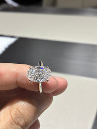 for Guerline Blaise （18k white gold 5.05ct E/vvs2 oval ring）