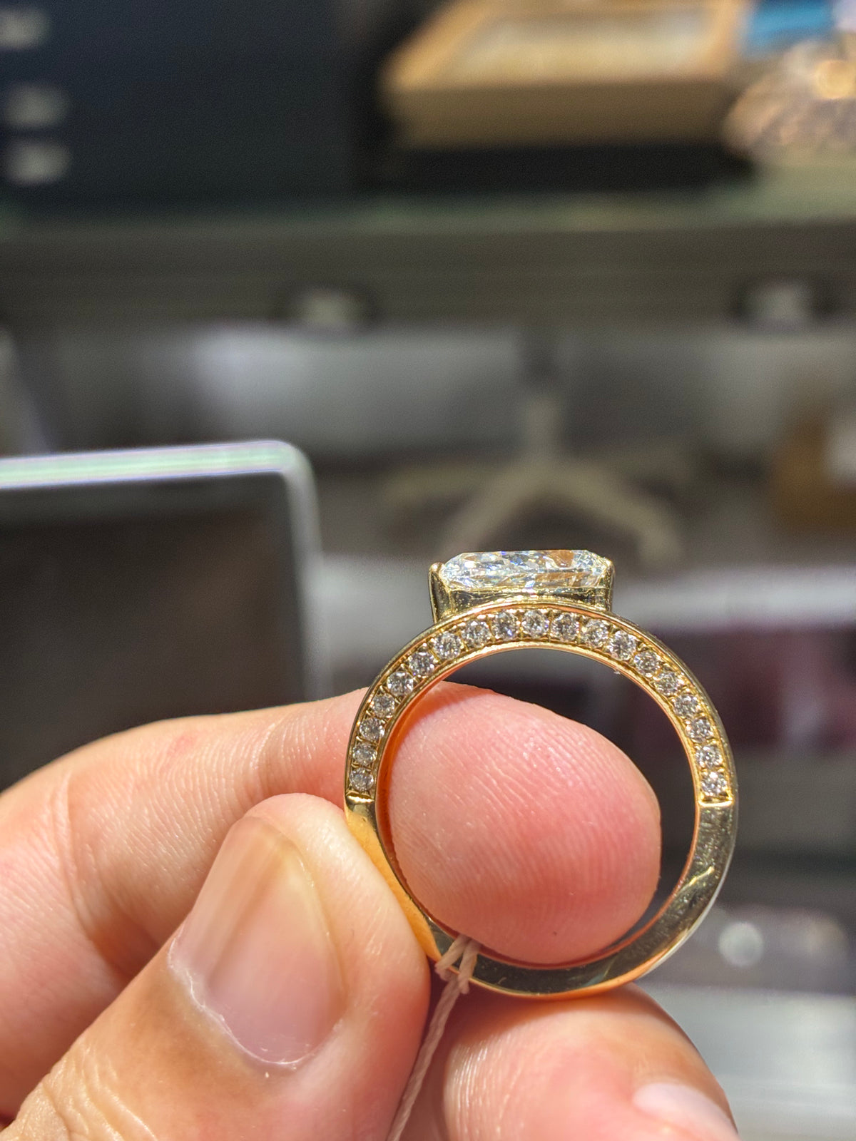 for Ann Customized （14k yellow gold 3.03ct E/vs1 ring）