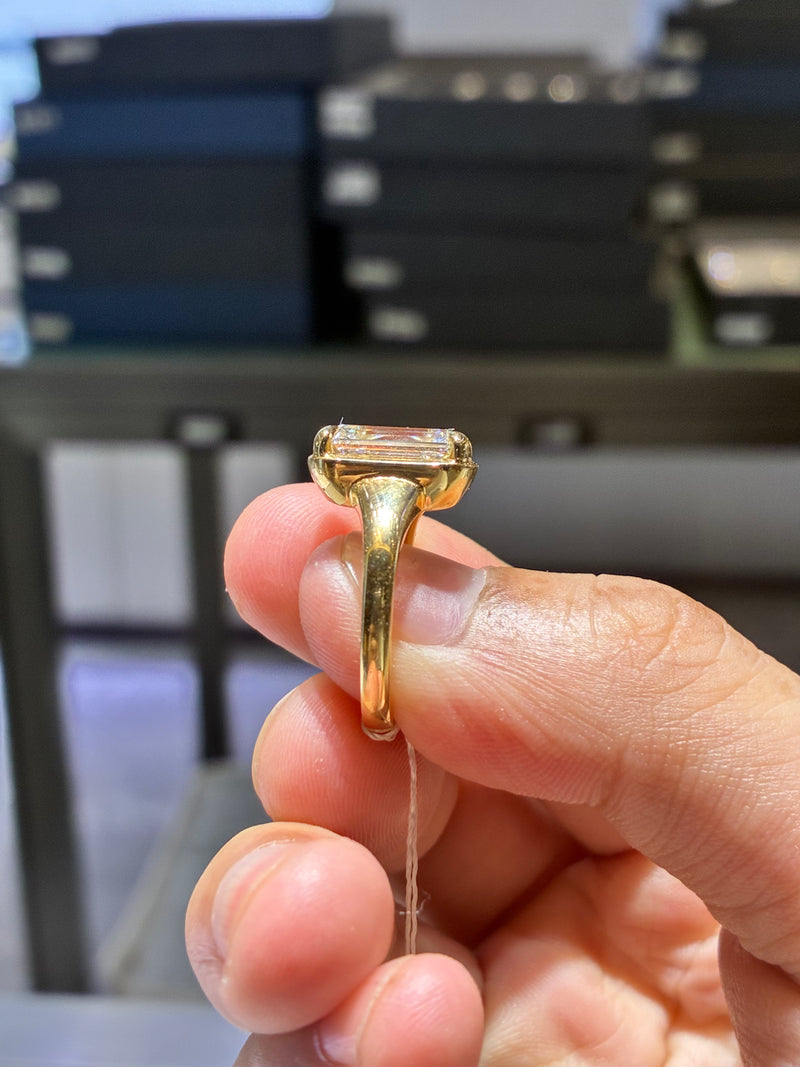 For Rab (18k yellow gold 5.02ct E/vs1 ring）