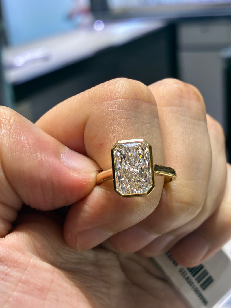 For lluvcheese (18k 3.54ct D/vvs2 ring)