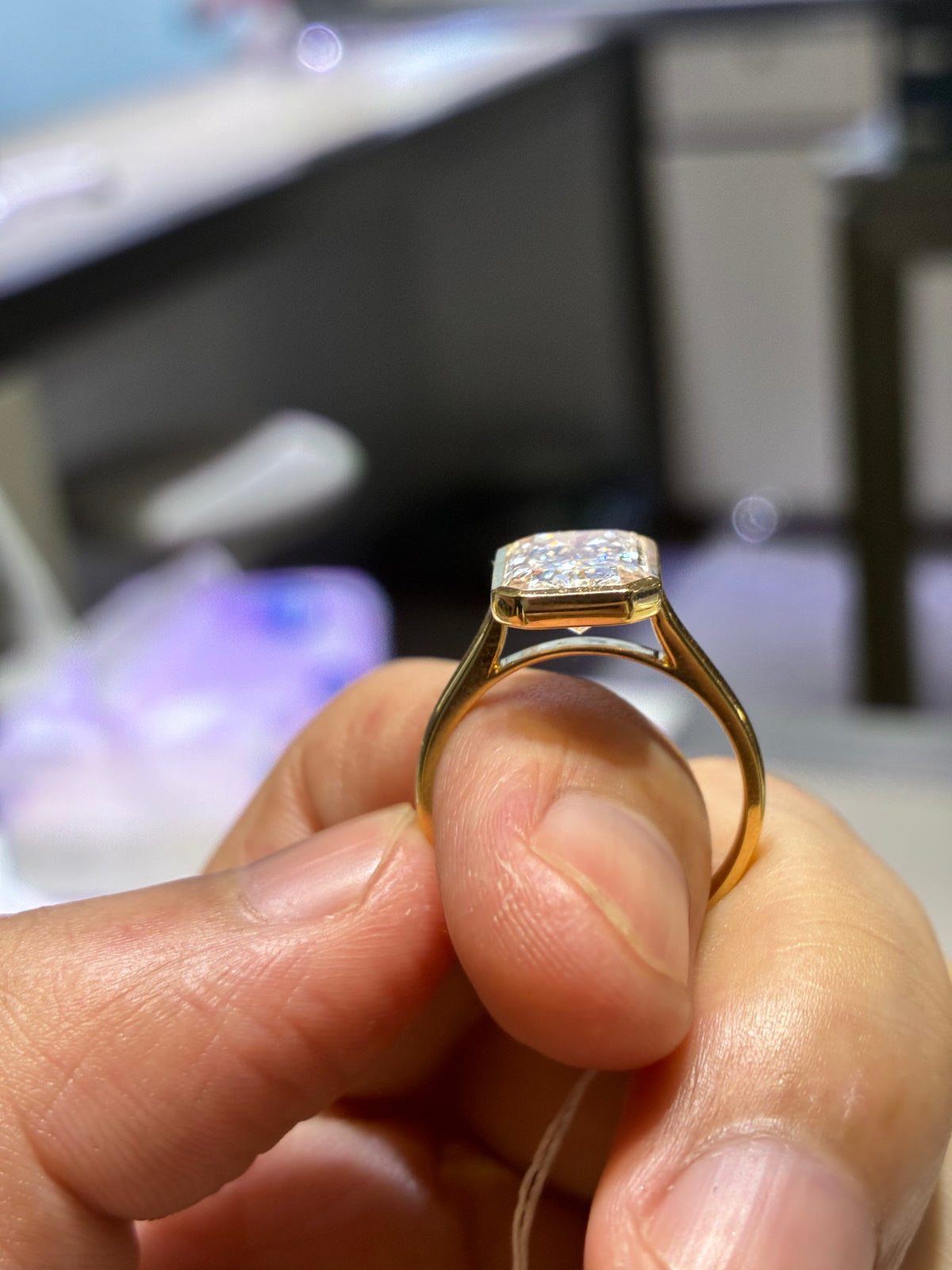 For lluvcheese (18k 3.54ct D/vvs2 ring)
