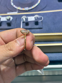 For Stephanie 18k yellow gold ring with 4ct diamond Includes IGI + GIL certificates
