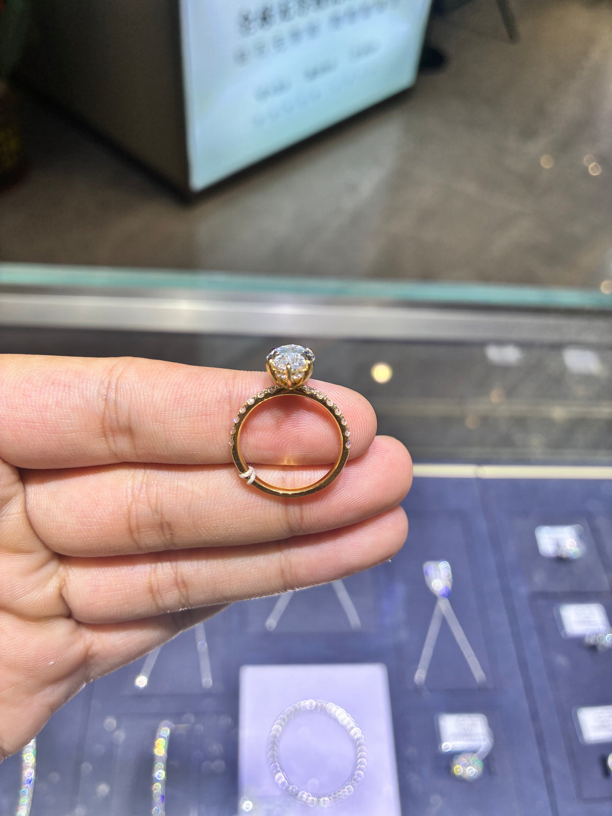 For ALEXIS ANN 14k yellow gold ring With 3ct diamond