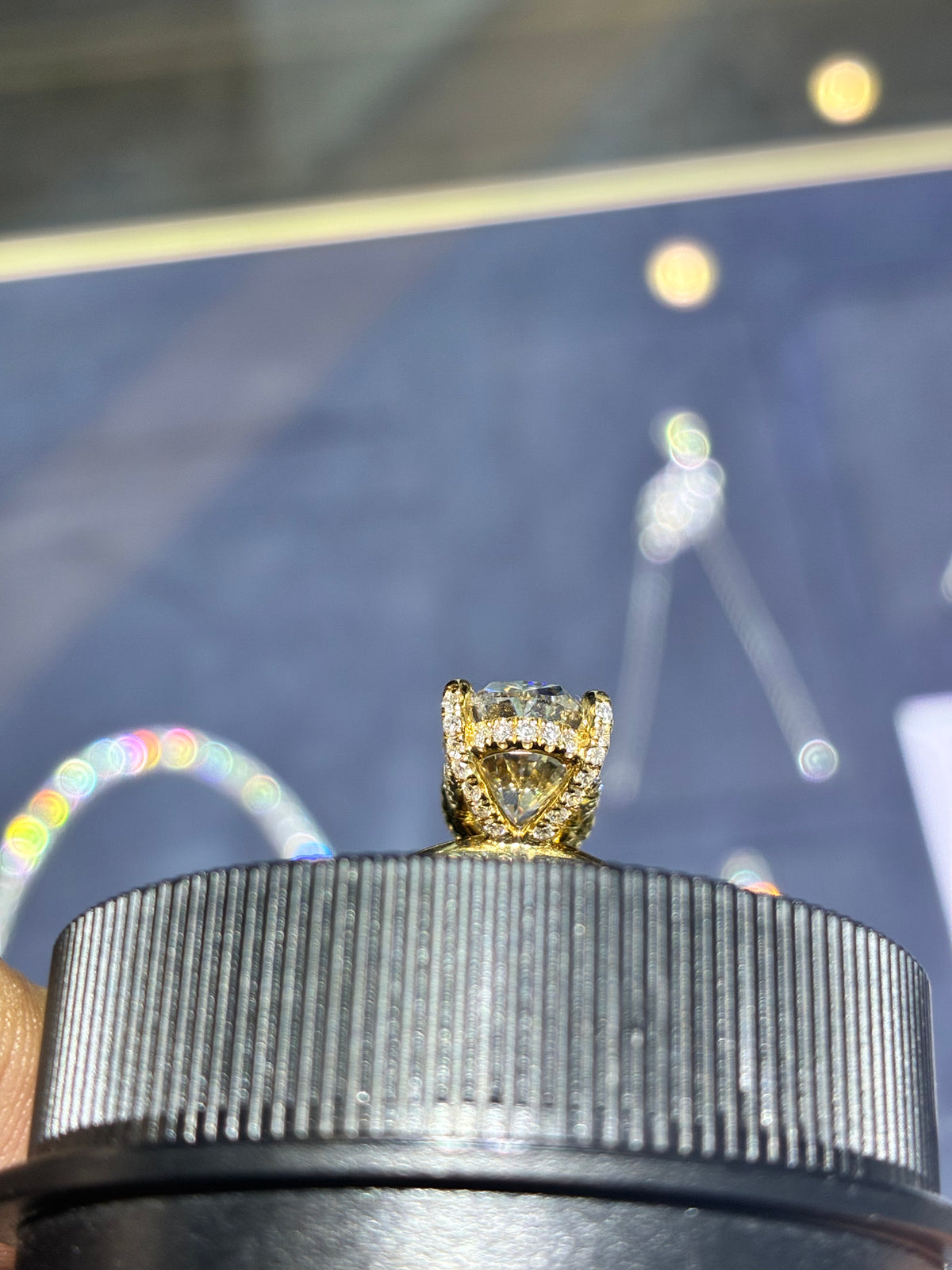 For Haley 18k yellow gold ring with 4.010ct D/VVS2 diamond