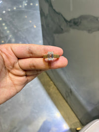 For NC 18k yellow gold ring with 3.380 D vvs2 diamond
