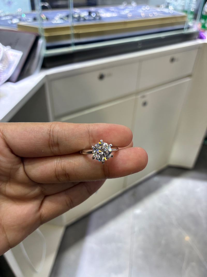 For Cookie platinum ring with 3.010ct E VS1 diamond
