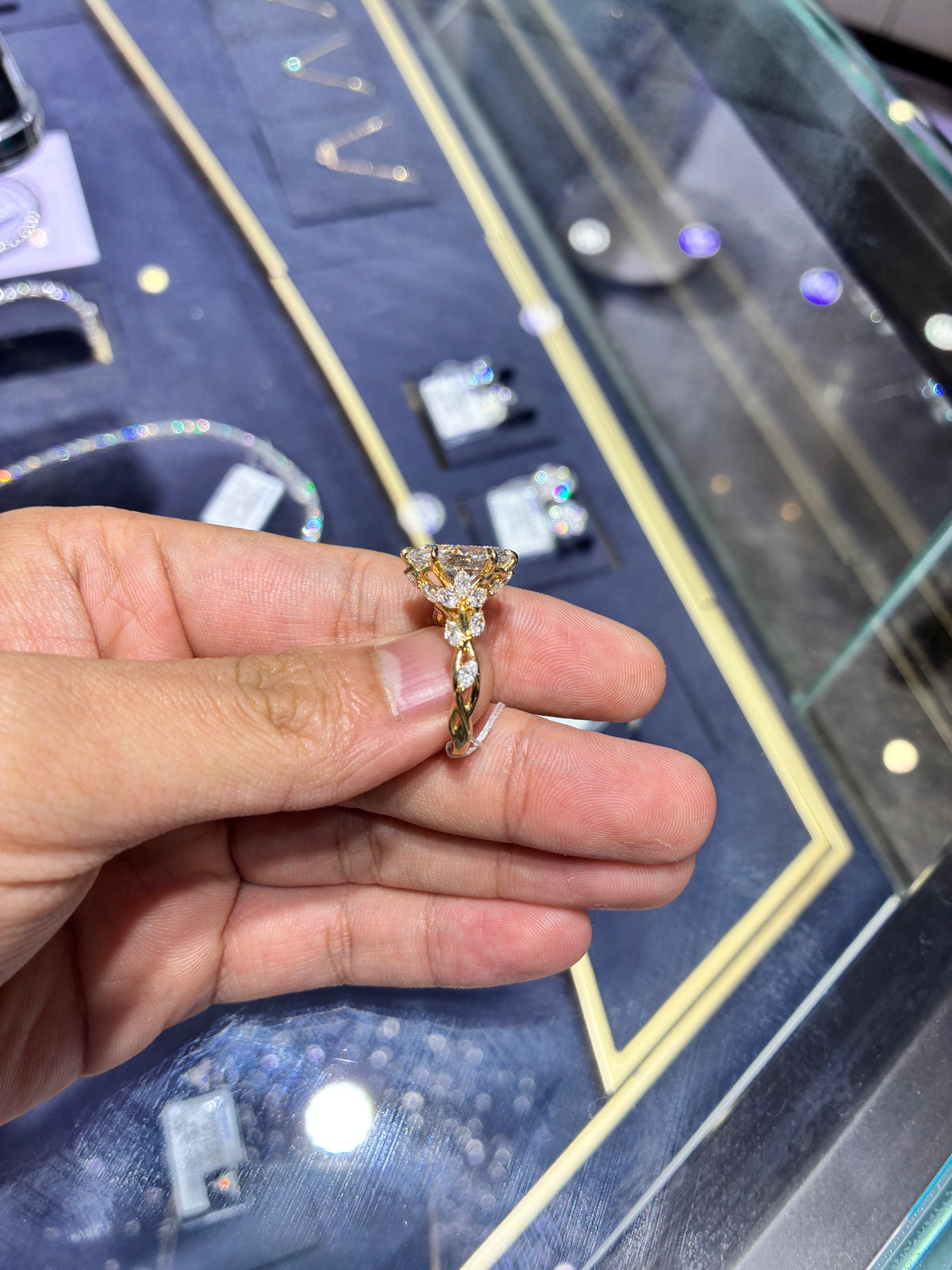 For Fina 14k yellow gold ring with 3.010ct diamond and 0.930ct side diamonds