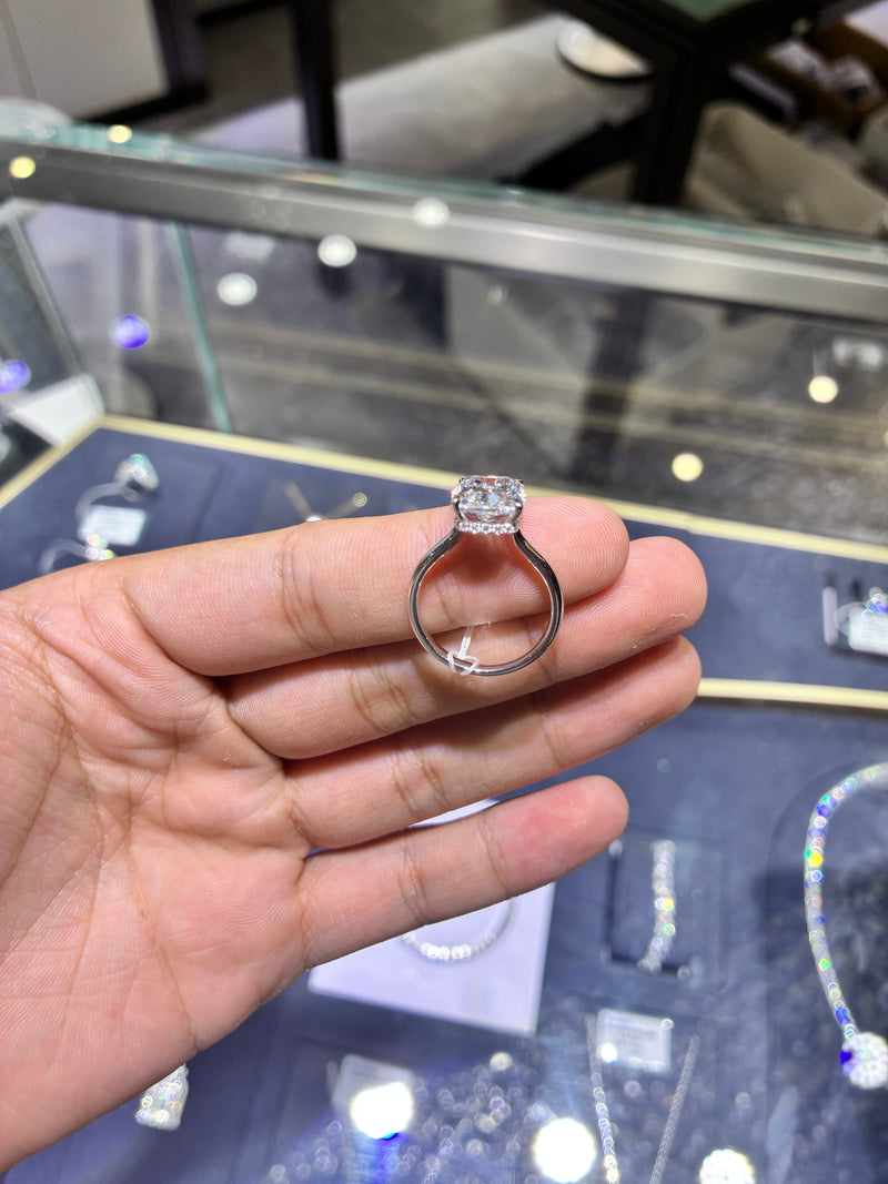 For Alexandria 18k white gold ring with 5ct E vvs2 radiant cut diamond (custom order)