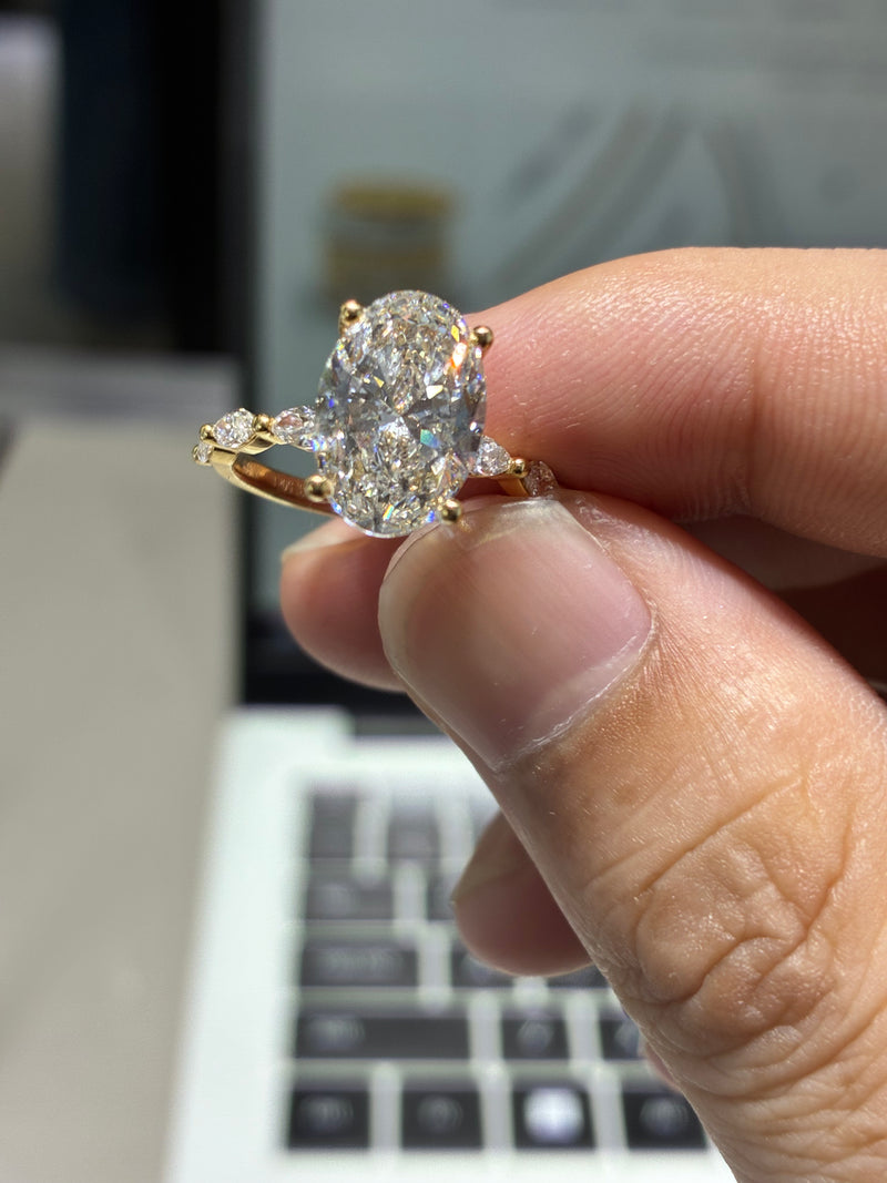 for missveecpenn customeize(18k 3.5ct D/vvs2 oval ring)