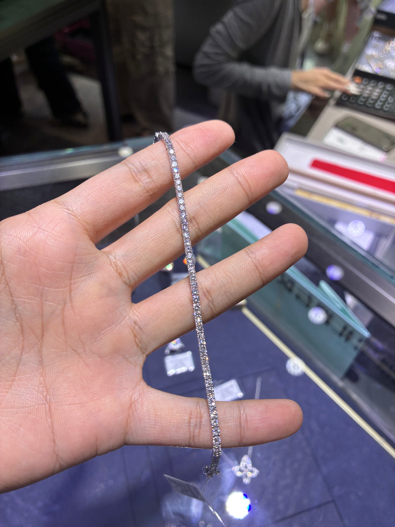For LK platinum Bracelet with3.2ct diamonds D-E VS-VVS quality