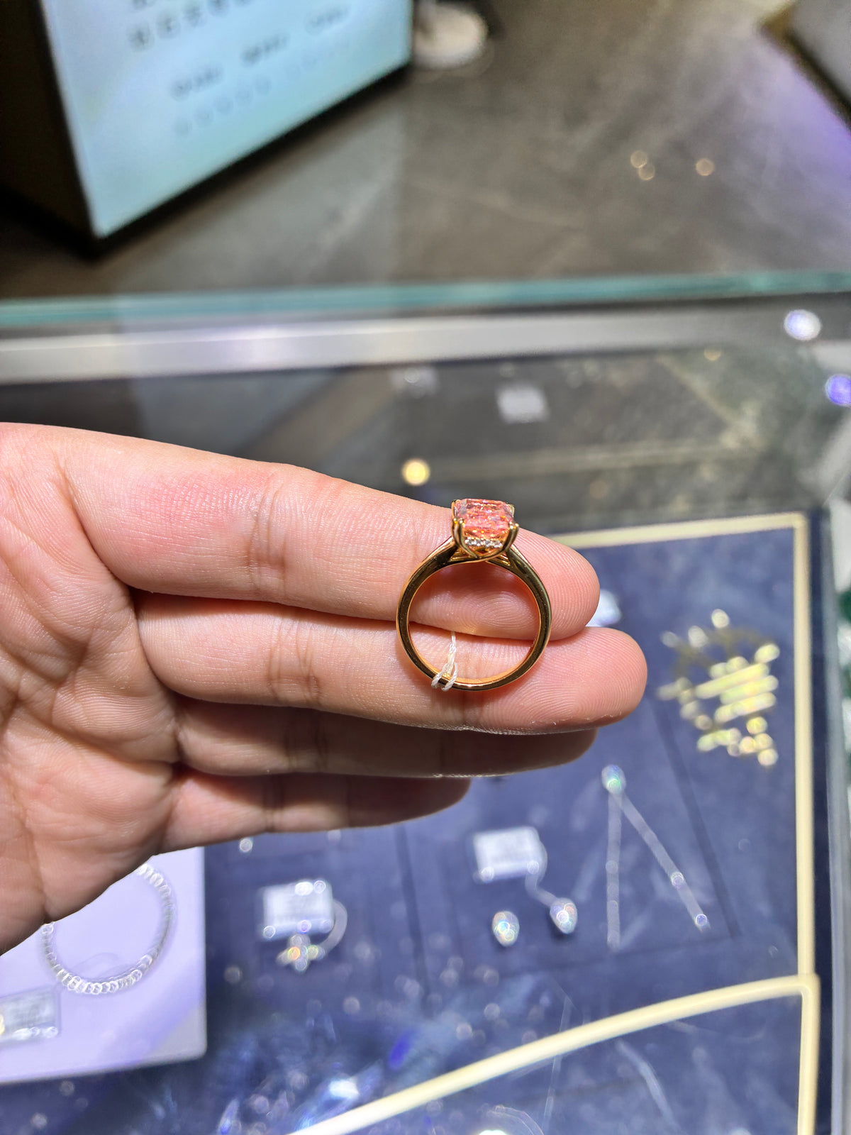 For Luvdust1 18k yellow gold ring with 3.020ct main pink diamond
