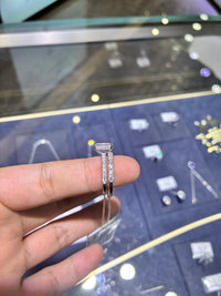 For roshellerose444 18k white gold ring(2ct D VVS2 main diamond)and 18k white gold band