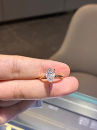 For user934706 18k white gold no hidenhallo 2ct pear ring(custom made)