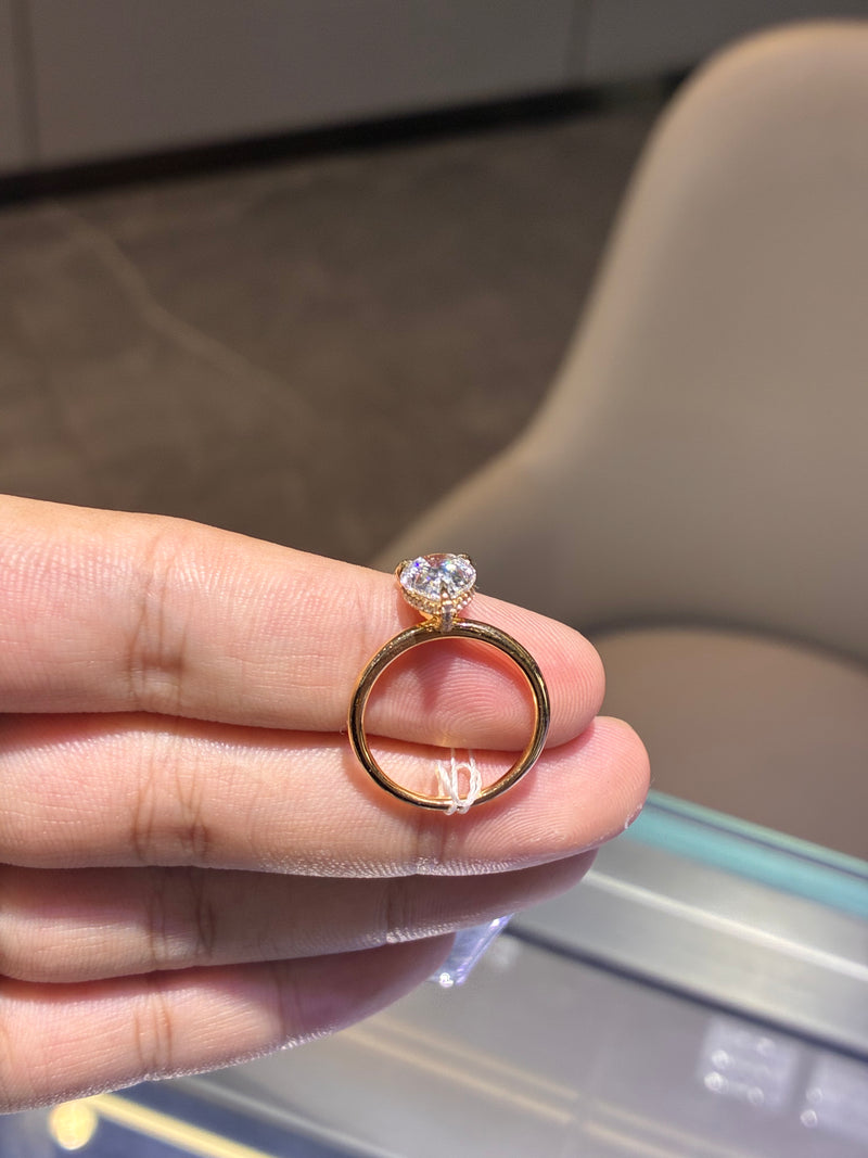 For user934706 18k white gold no hidenhallo 2ct pear ring(custom made)