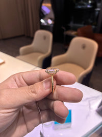 For Amber Wickham 14k yellow gold ring with 3.040ct E vvs2 main diamond