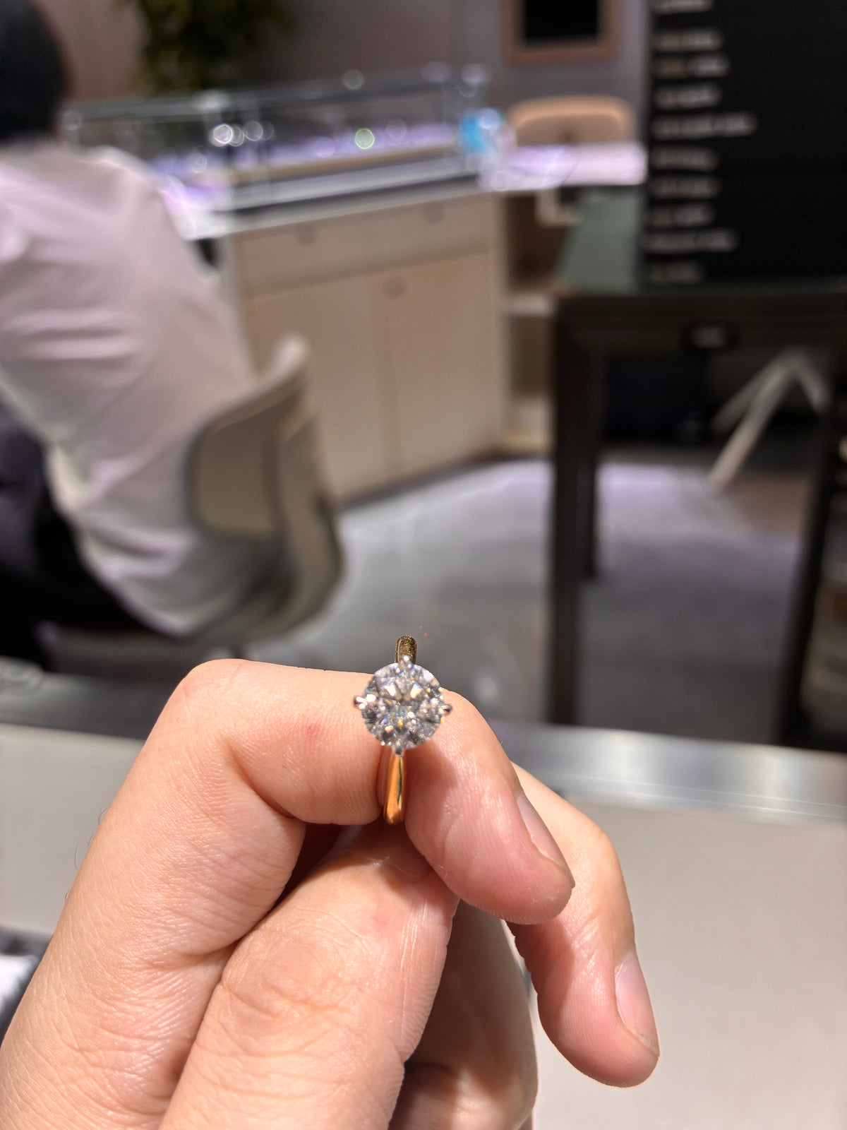 for tdell0123 （14k yellow gold and whtie gold 2.02ct round E/vs1）