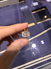For Danielle Marie
（14k 3.06ct Emerald Cut, E color, VS1 clarity）