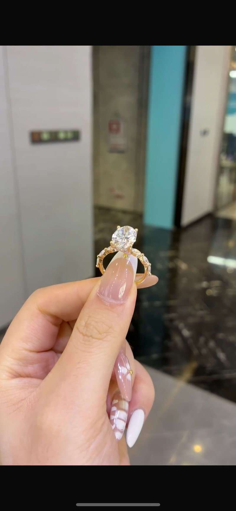 For Zhj 14k yellow gold D/vvs2 1ct oval cut with marquis band customize