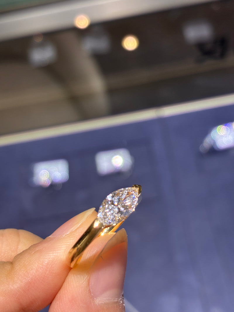 For Ruby (Marquise cut, 1.03 carat, D color, VVS2 clarity, set in 18K gold )