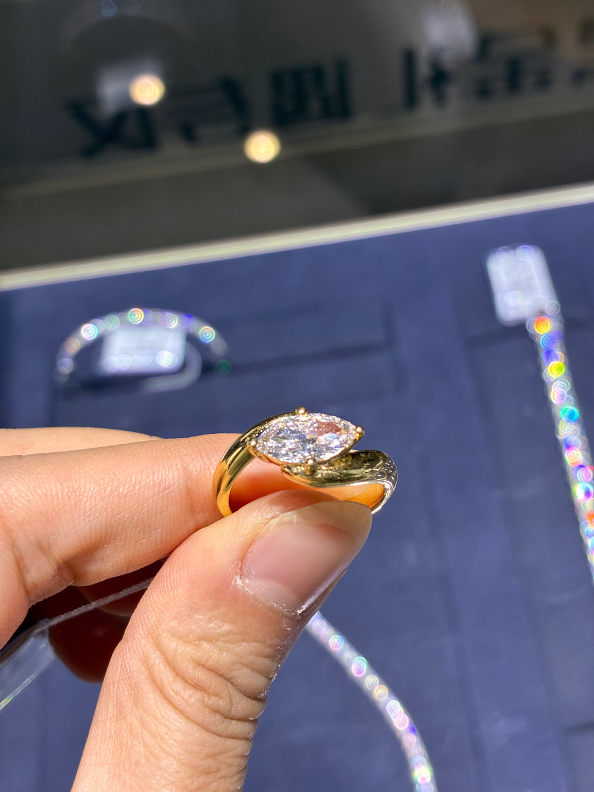 For Alora-Boo ( 14k 1.04-carat D/VVS2 marquise-cut, east–west setting.) balance payment
