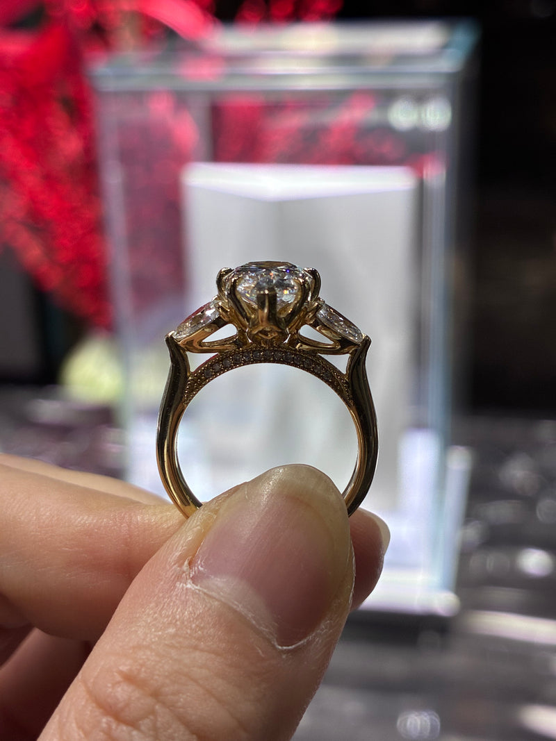 For HONEYYB, deposit (14K gold pear cut, 3.03ct center stone, 0.741ct pavé side stones, E color, VS1 clarity )