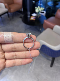 For JuJu platinum ring with D vs1 diamond