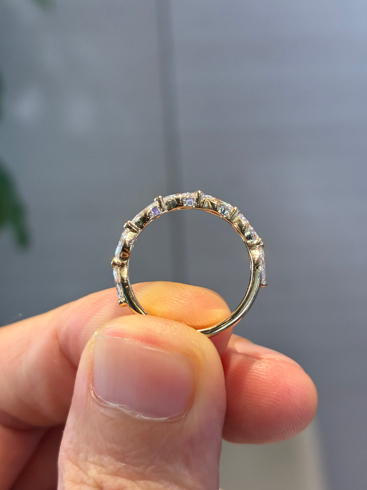 For Traci Marquis half eternity bubble band 0.64 total carats 7 pieces in 14k yellow gold