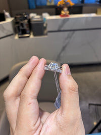 For Mexirican momma 18k white gold ring with 2.010ct main diamond And Platinum band with 1.131ct diamonds