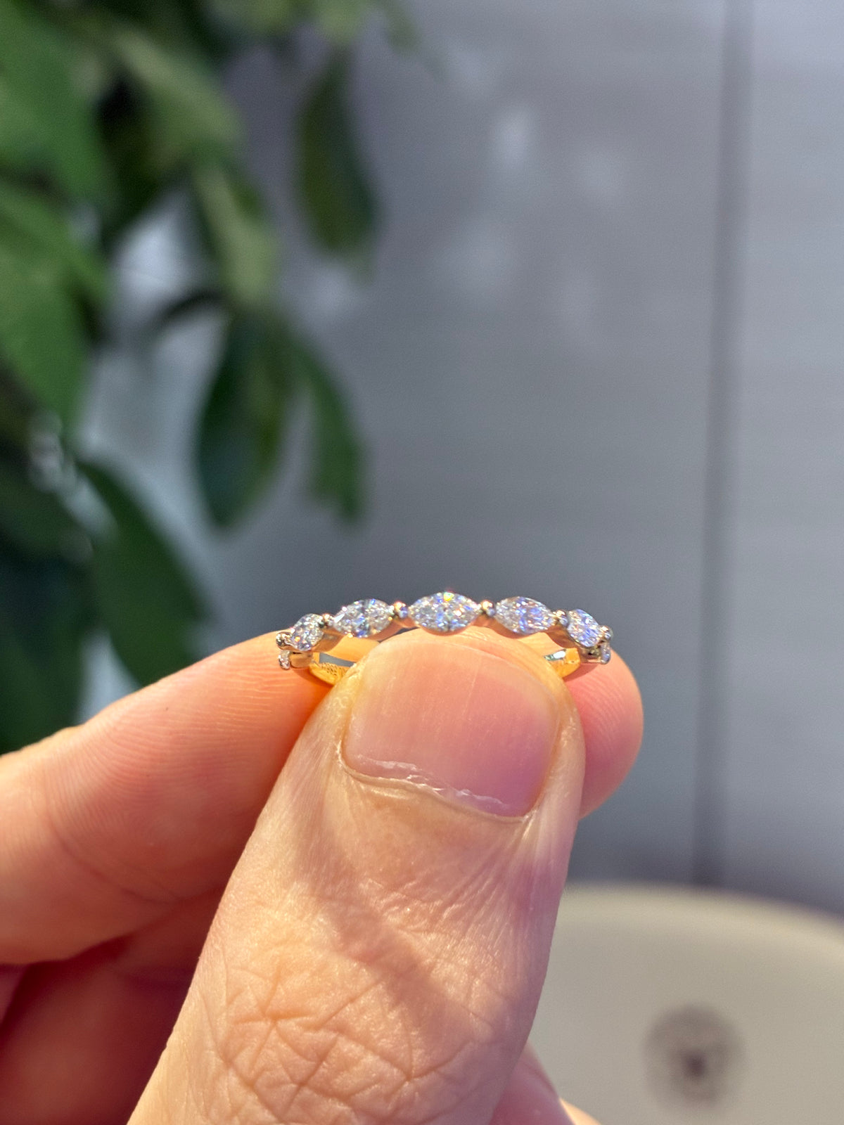 Deposit for customization Nicole Marquis Half Eternity 0.586 Carats in 7 pieces D-E/VVS-VS in white Platinum 950