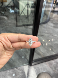 For its me 14k white gold ring with 4ct E vvs2 and 0.645ct side stones