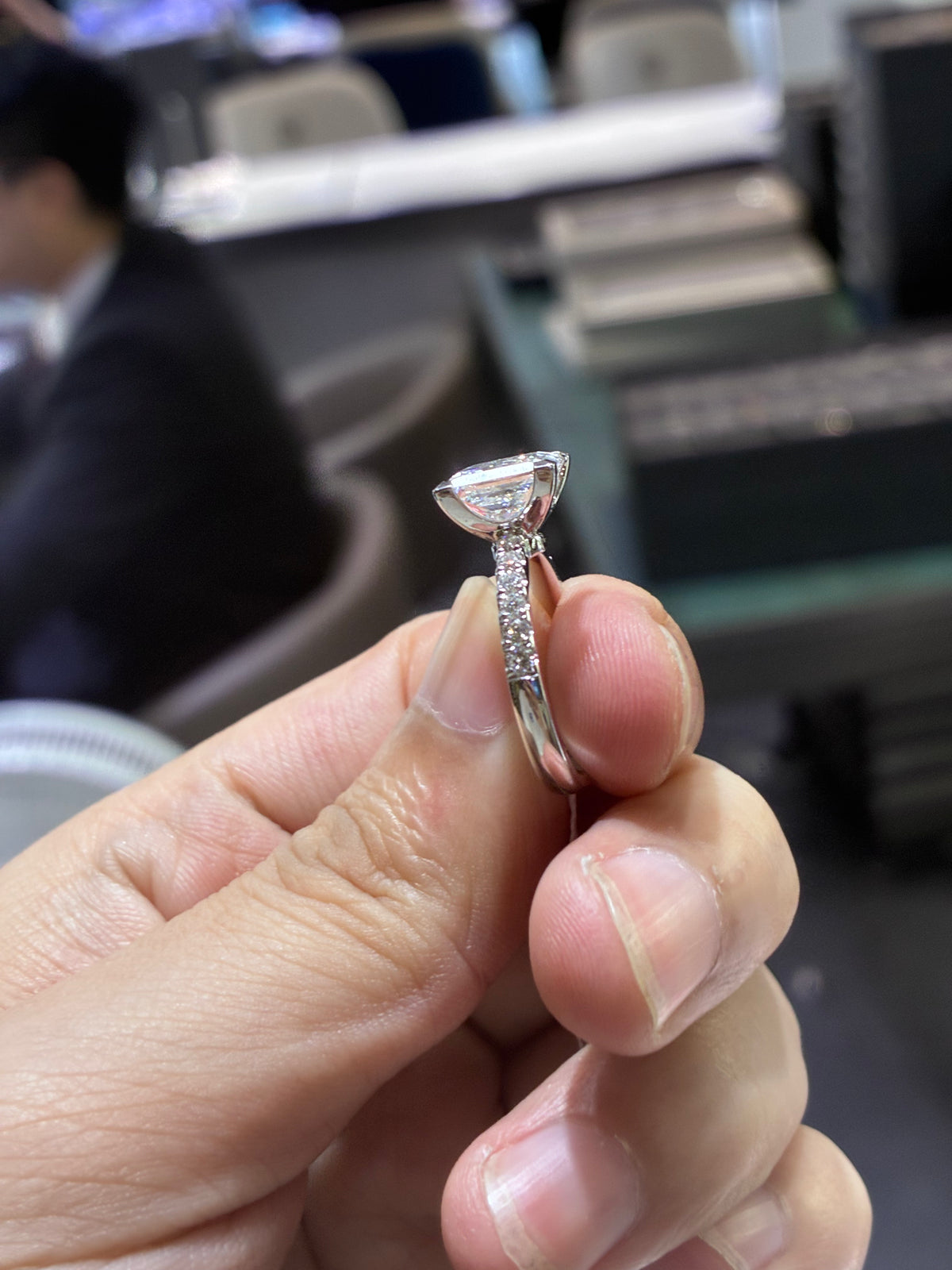 For missy custom-made（Platinum 3ct Cushion cut ring）