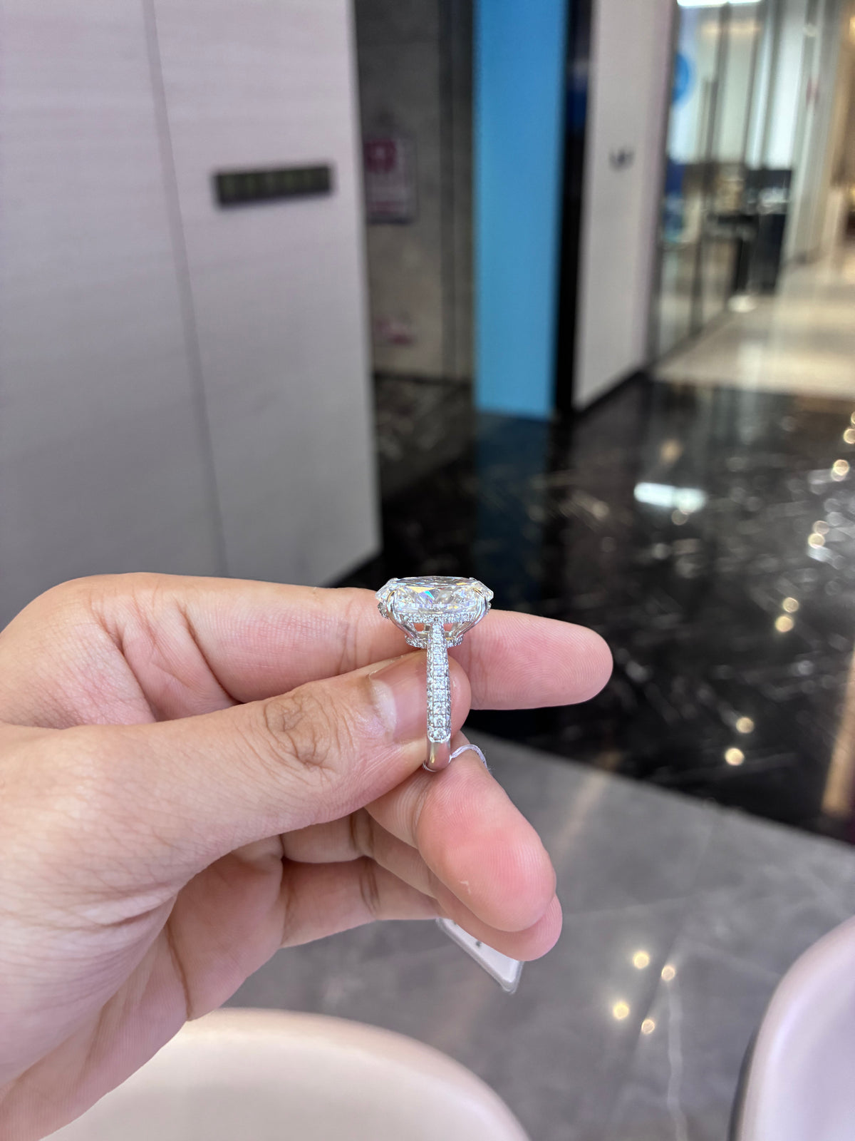 For danielleraache9 platinum ring with 10ct E vs1 main diamond