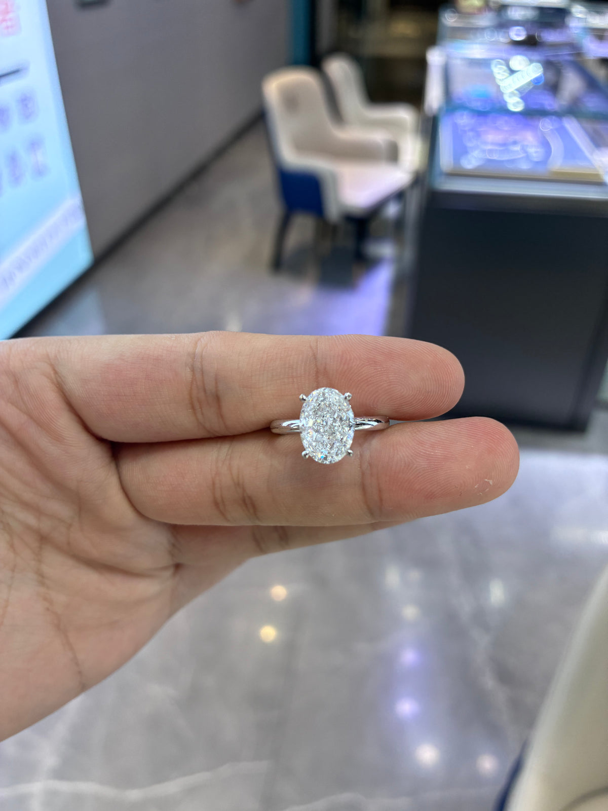 Deposit For MummaG 18k white gold ring with 3.870ct D VS1 main diamond