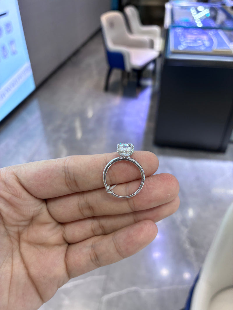 Deposit For MummaG 18k white gold ring with 3.870ct D VS1 main diamond