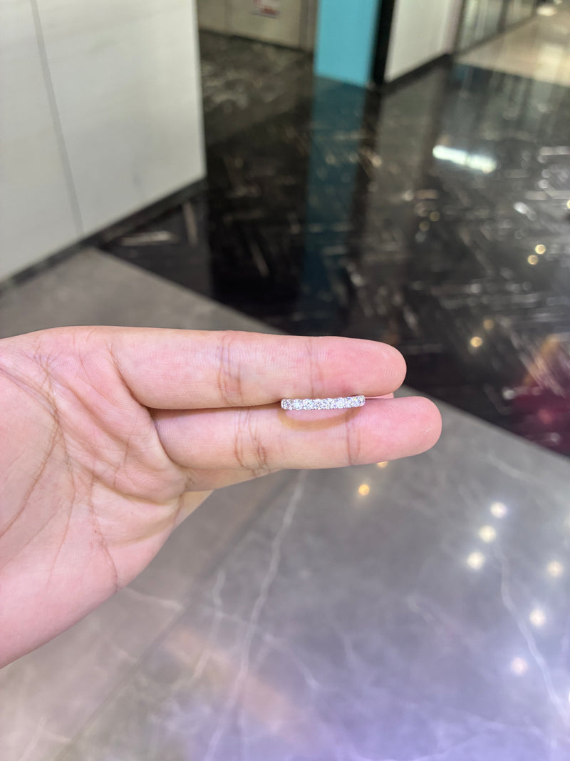 For Mama platinum band with 0.678ct side stone ￼