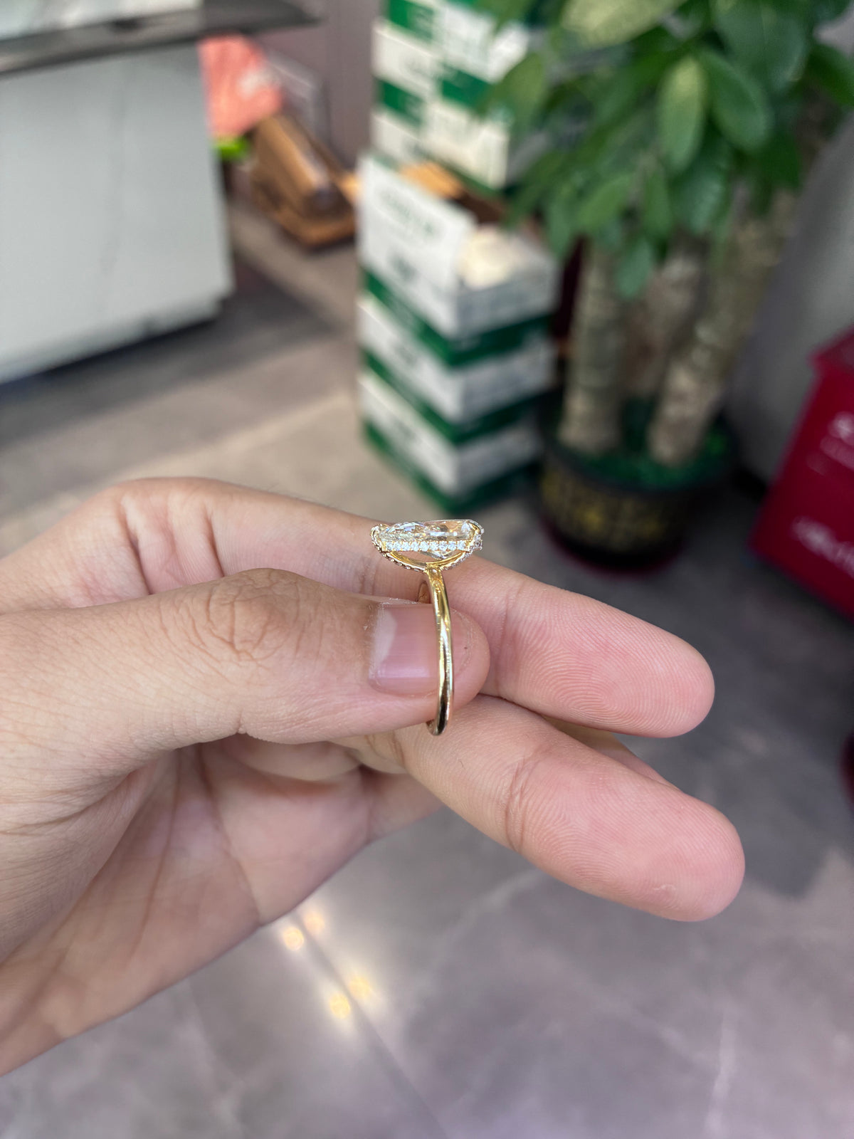 For 0 14k yellow gold ring with 3.010ct E vs1 diamond and 0.242ct side diamonds