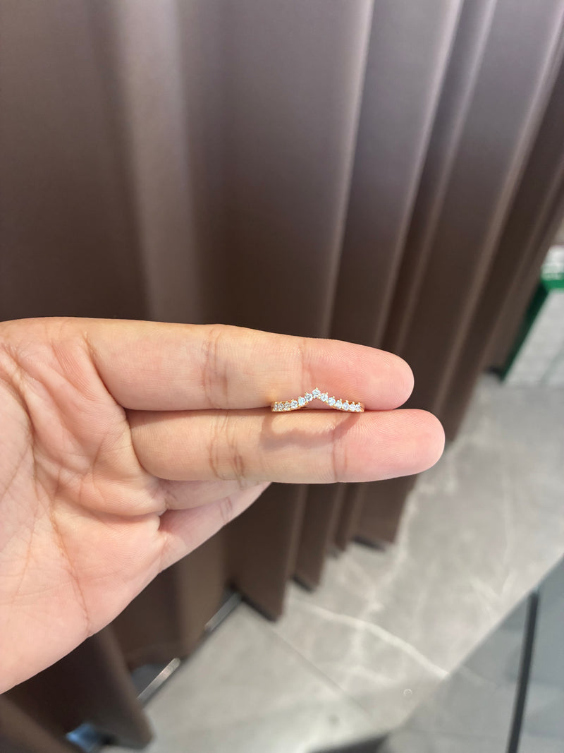 For Boss Vlad 18k yellow gold band with 0.216ct diamonds