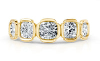for M Deposit（18k yellow gold Total is 2.4 carats, D–E color, VS and VVS clarity Cushion cut band）