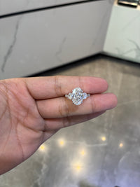 Deposit For Kitchiecat 14k yellow gold ring with 5ct E VVS2 main stone And 1.2ct side stones