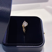 1.040ct Marquise Lab-Grown Diamond Pinky Ring — D/VVS2, 18K Gold