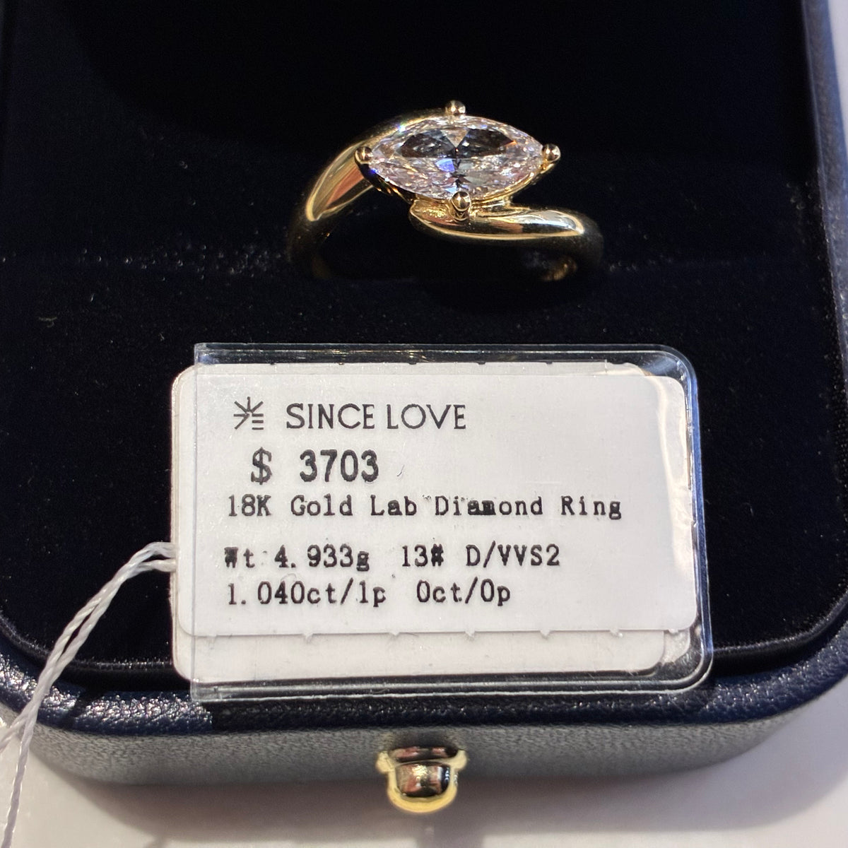 1.040ct Marquise Lab-Grown Diamond Pinky Ring — D/VVS2, 18K Gold