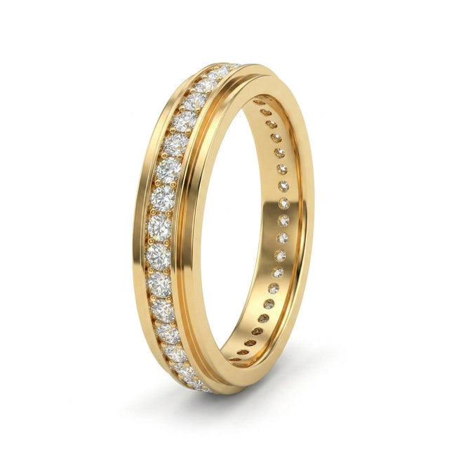 Low Profile Pavé Round Wedding Band (1/3 ct. tw.) in 18K Yellow Gold