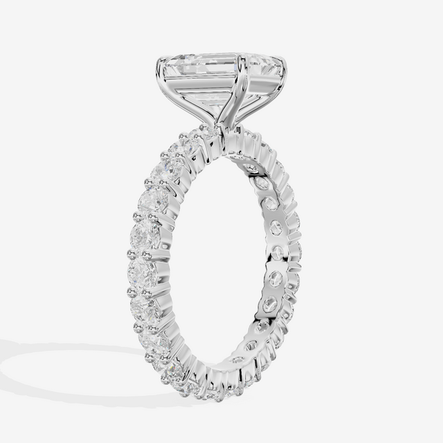 Vowsae Emerald Eternity Ring (3/4 ct. tw.) in 18K White Gold